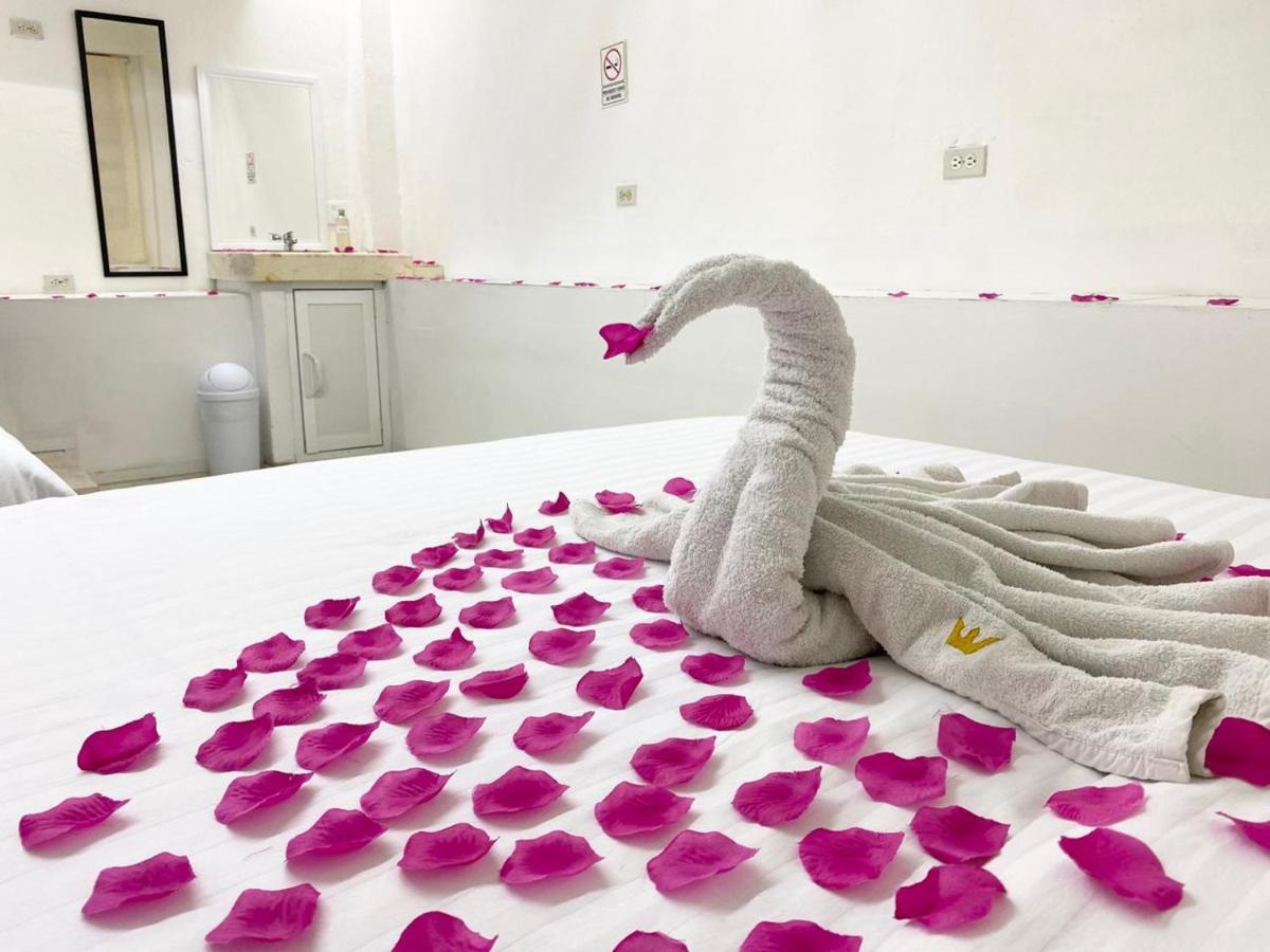 Hotel La Catedral Merida Ngoại thất bức ảnh