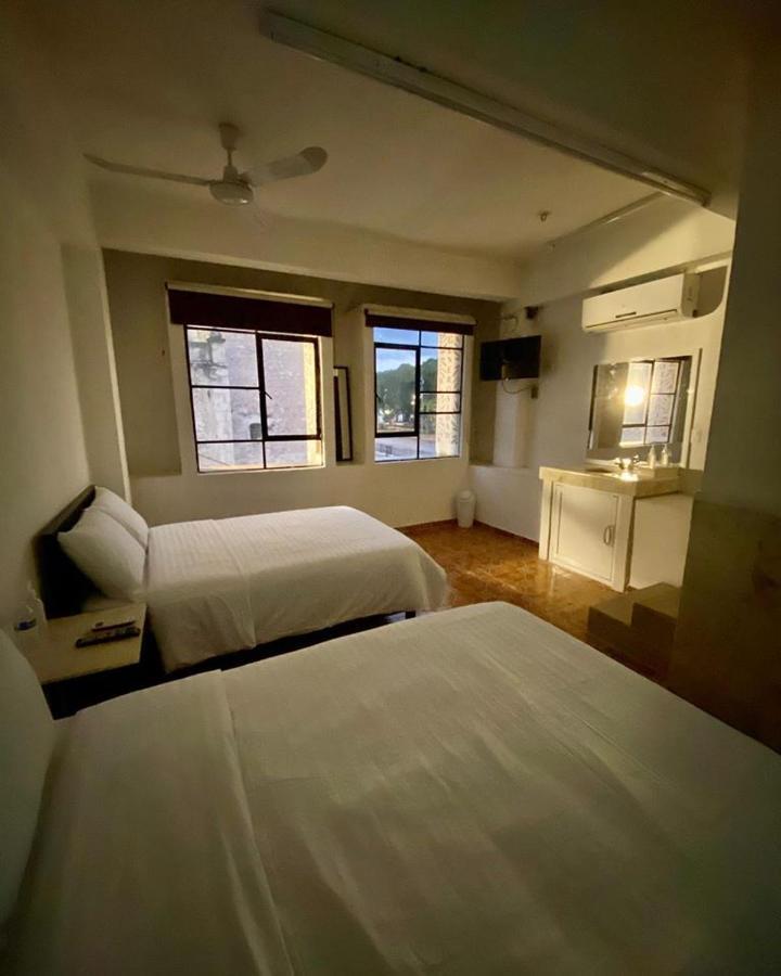 Hotel La Catedral Merida Ngoại thất bức ảnh
